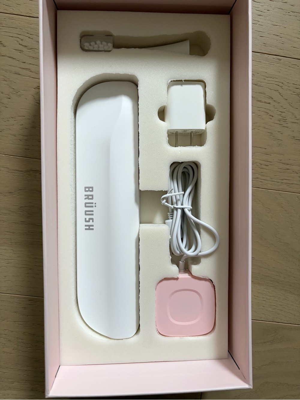 NWT BRUUSH ORAL CARE INC/Jilly Box: BRUUSH ELECTRIC TOOTHBRUSH KIT - Picture 10 of 12